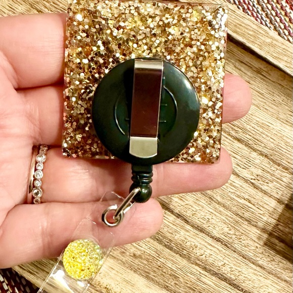 Football MOM Badge Reel - Picture 3 of 3